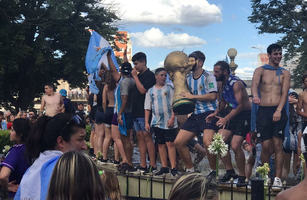 Las mejores fotos en Tandil de los festejos de Argentina campeón del Mundial de Qatar 2022