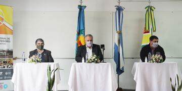 CRESTA: Acto de Colación de Grado y Entrega de Diplomas  de la Facultad de Arquitectura