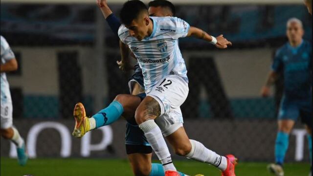El Decano pierde ante Racing en Avellaneda. Foto: @ATOficial