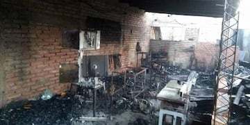 Una conexión eléctrica inició un incendio y una familia perdió todo en San Juan