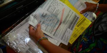 Las tarifas de luz, gas y combustible no aumentarán hasta fin de año. (La Voz/Archivo)