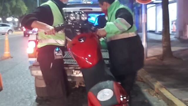 Retuvieron dos motos que iban en condiciones irregulares