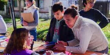 Oficinas a la Comunidad permite realizar gestiones municipales, provinciales y nacionales.