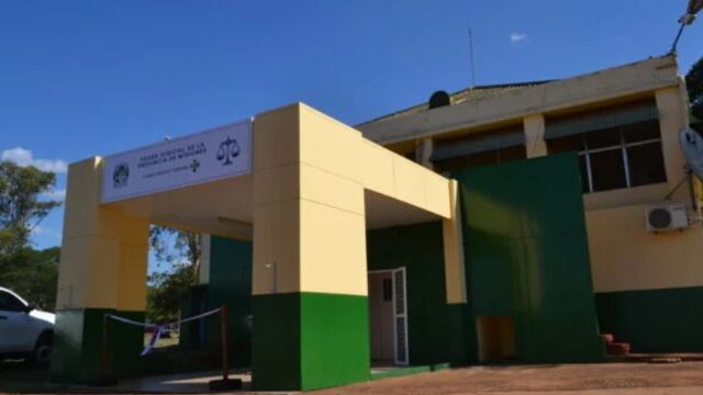 Investigan el deceso de un joven en Posadas e incautan celular de su pareja.