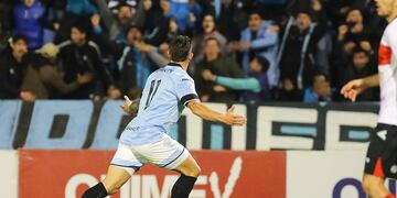 "El Turco" Hesar festeja su gol en Belgrano ante el Deportivo Morón. (@Belgrano)