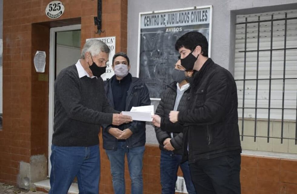 Entregaron subsidio a Centro de Jubilados