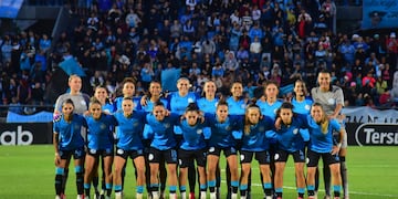 Belgrano campeón de Primera en el fútbol femenino. Y Talleres lo felicitó.