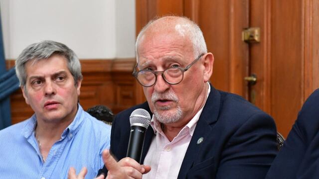 Basándonos en documentación y no en especulaciones políticas, dijo el gobernador Osvaldo Jaldo acompañado por José Ricardo Ascarate del ERSEPT