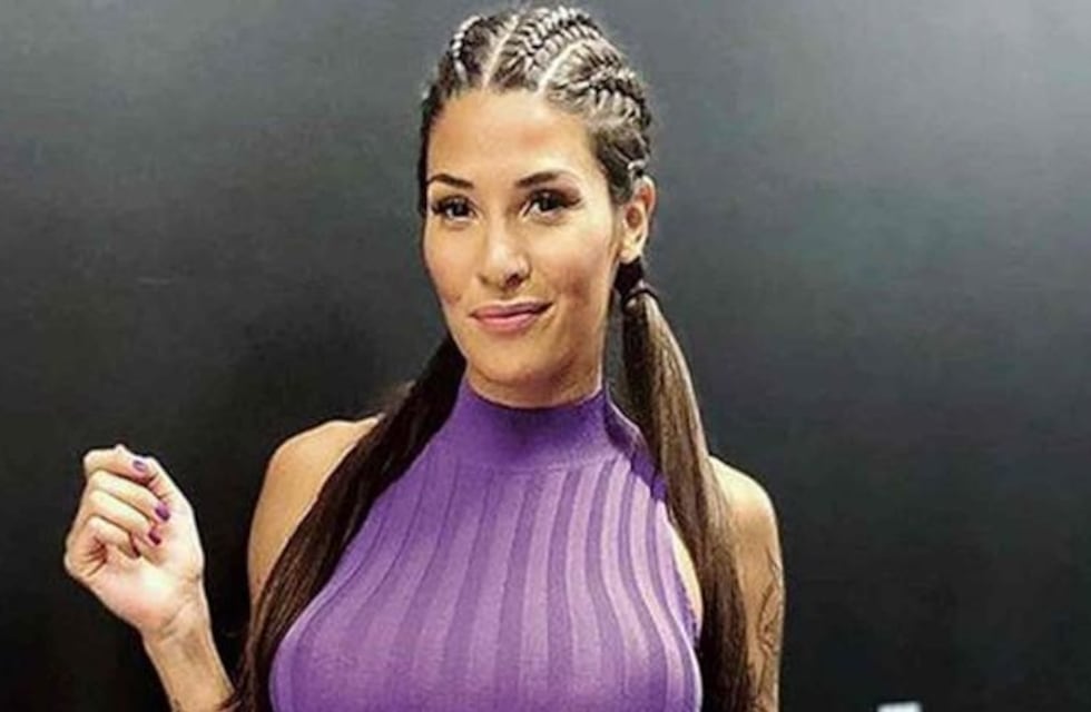 Ivana Nadal modeló una microbikini amarilla con una copa en la mano: “Somos la pura magia de la vida”