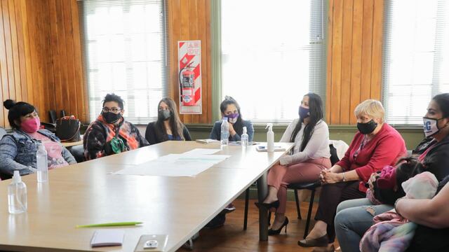 La reunión, calificada como “muy constructiva", sirvió para avanzar en líneas de acción conjunta para ir abordando las problemáticas que atraviesan las mujeres de Río Grande.