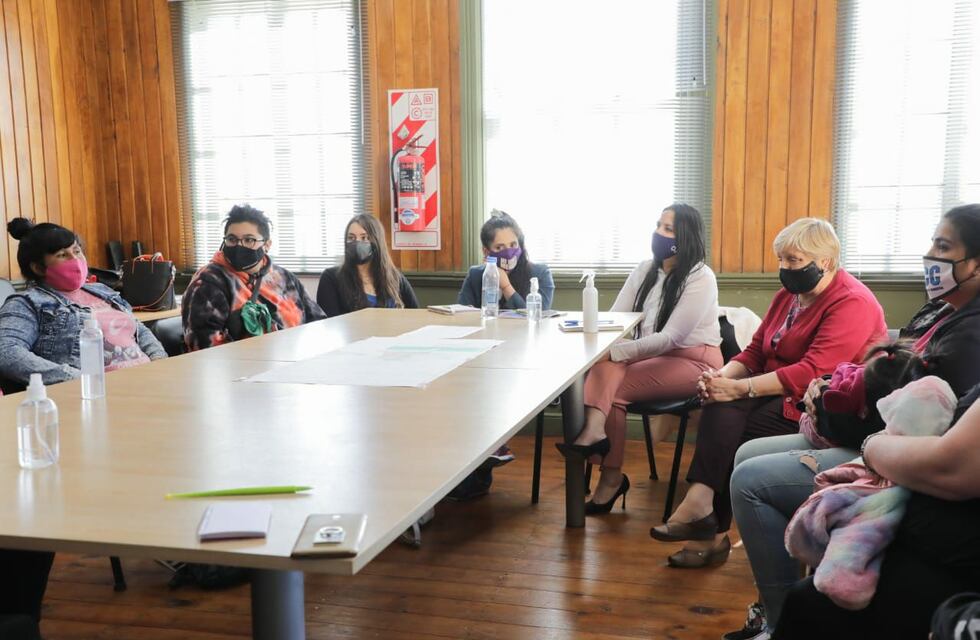 Encuentro con mujeres referentes de la Corriente Clasista y Combativa, en Casa Municipal de Margen Sur