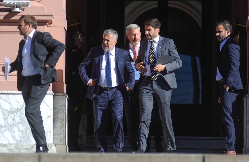 Sin acuerdo sobre Ganancias con el Gobierno, los gobernadores de Juntos por el Cambio apoyan “en general” la Ley Bases
