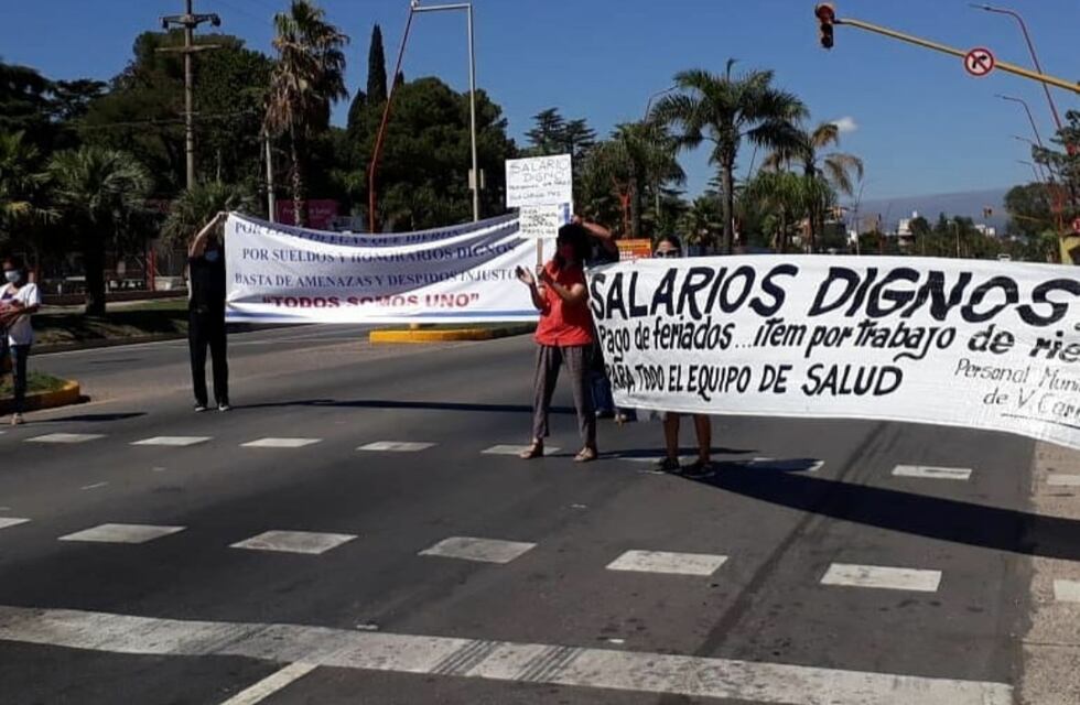 Personal de salud del Hospital de Carlos Paz levantó las asambleas pero continúa su reclamo en las calles
