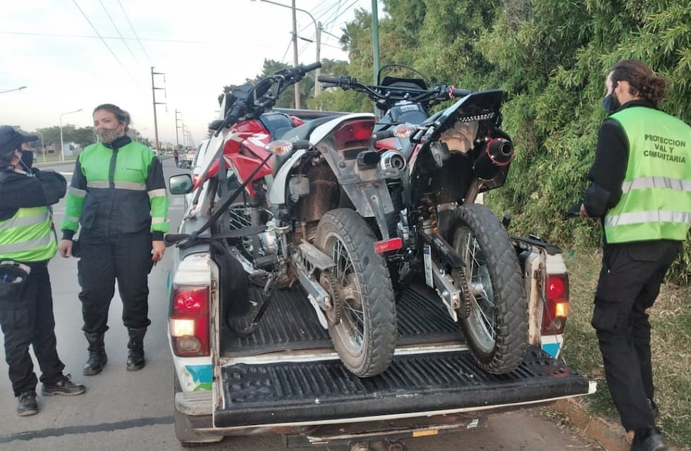 Fase 1: continuaron los controles y retuvieron dos motos