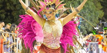 La comparsa correntina Osiris estará este sábado presentándose en los corsos municipales de El Carmen, Monterrico y Perico.