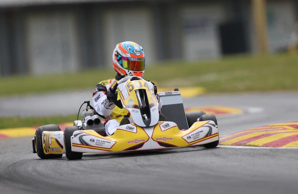 En el segundo día de pruebas Fausto Arnaudo logró un 5°, un 2° y un 3° puesto en las diferentes sesiones del Academy Trophy