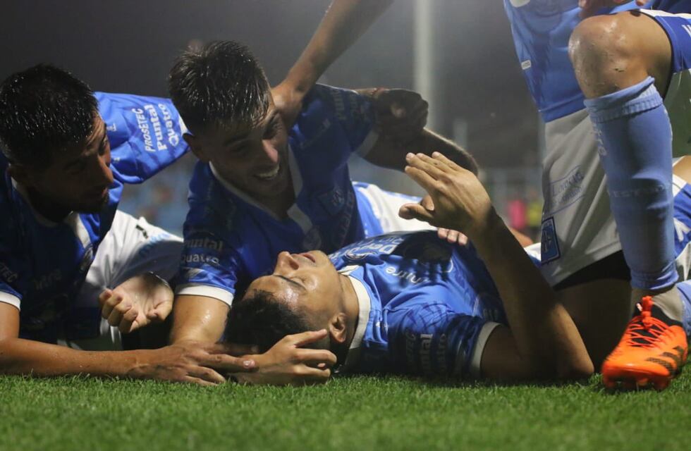 Ignacio Abraham fue titular y asistió en el gol de la victoria de Estudiantes de Río IV por la Primera Nacional