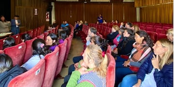 Gonzales Chaves: entrega de subsidios a las instituciones educativas del distrito