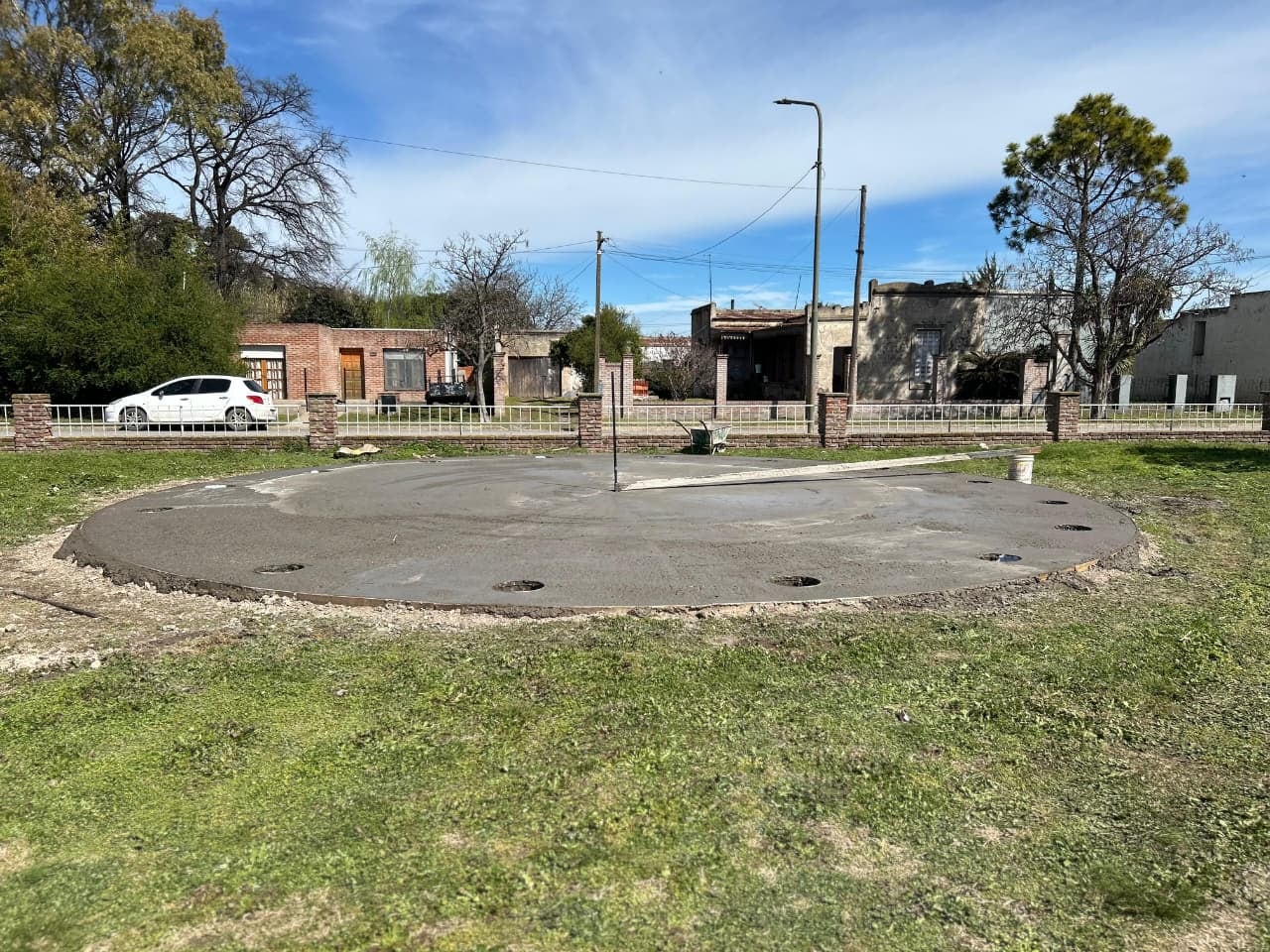 Gonzales Chaves: Se construye una pérgola en el Museo Histórico gracias a la donación de la Fundación Techint