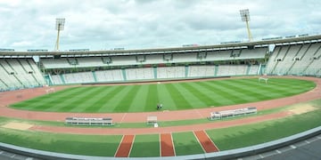 El Kempes, máximo coliseo de Córdoba, abrió sus puertas a la final argentina de Sudamericana.