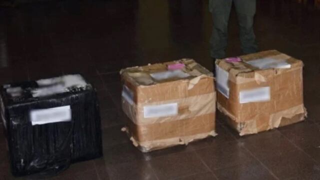 Allanaron una boutique en pleno centro de Oberá y hay un detenido.