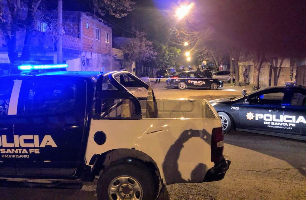 Circulaba armado en una moto y lo mataron a tiros en zona oeste