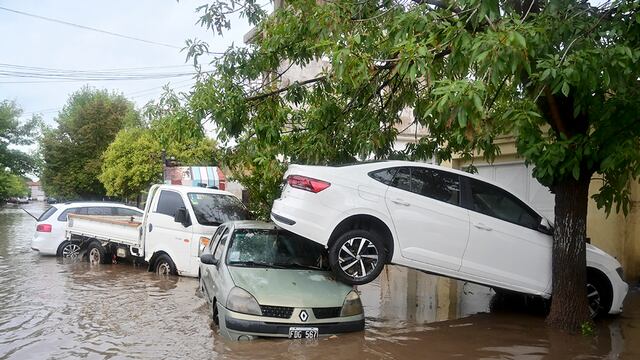 Reciben donaciones en Córdoba para las víctimas del temporal en Bahía Blanca.