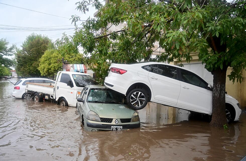 Córdoba se moviliza para ayudar a las víctimas del temporal en Bahía Blanca: dónde llevar donaciones