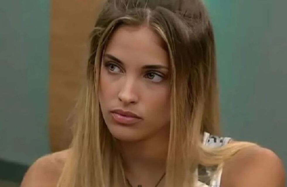 Gran Hermano 2025: Martina rompió en llanto por una incómoda pregunta de Robertito Funes sobre su abuela y causó repudio: “Está cancelado”