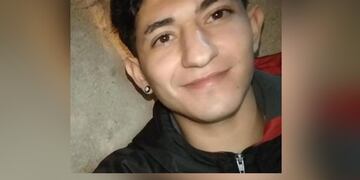 Agustín Alejandro Díaz tiene 25 años, y piden colaboración para poder encontrarlo.