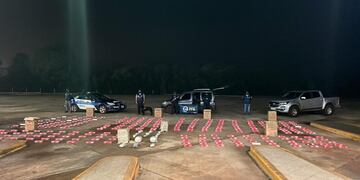 Eldorado: secuestran contrabando de cigarrillos y marihuana.