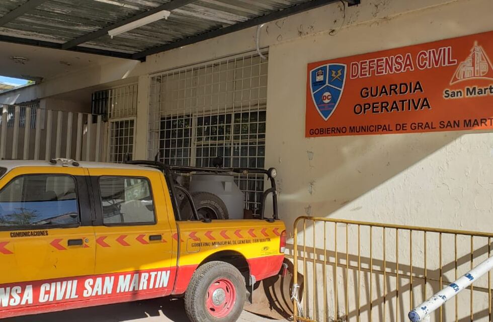 Defensa Civil recibió equipos de radio para el secano de San Martín
