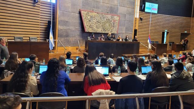 Parlamento Estudiantil Misionero 2023: jóvenes proponen transformación sostenible.