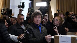 Javier Milei emitió su voto