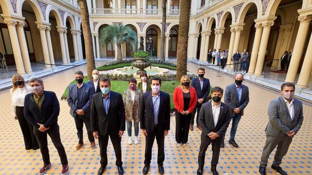 Máximo Kirchner, Sergio Massa y Axel Kicillof en la Rosada. (Presidencia)