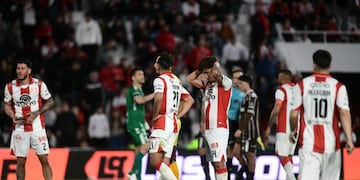 Para agarrarse la cabeza. Instituto, goleado por Unión en Alta Córdoba (archivo).