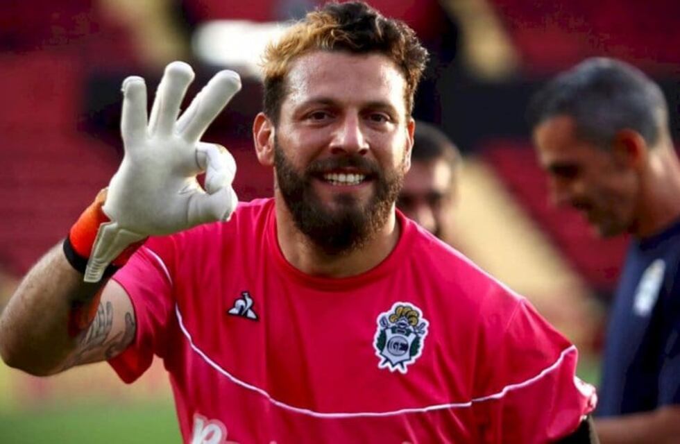 Central abrochó la vuelta de Broun y negocia la de Ávila