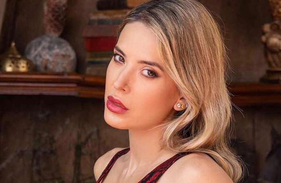 Desde el Caribe, Jesica Cirio entrenó en la playa con una microbikini verde: “No hay excusas”