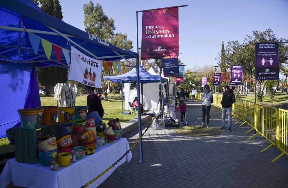 Nueva edición del Paseo de Artesanos en Dorrego