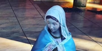 Insólito: robó una virgen de una Iglesia, intentó venderla y fue detenido.