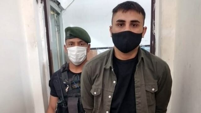 Saitta se entregó, acompañado por su abogado, en el Centro de Abordaje de Violencia Intrafamiliar y de Género.