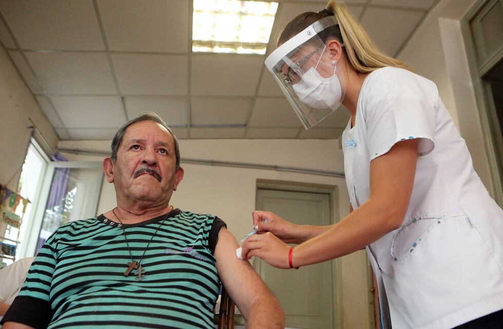 En las primeras 24 horas, 30 mil entrerrianos se inscribieron para recibir la vacuna contra el coronavirus