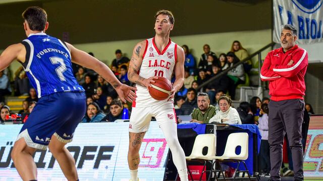 Instituto dejó en el camino a Riachuelo y en semifinales enfrentará a Regastas (Prensa Riachuelo).