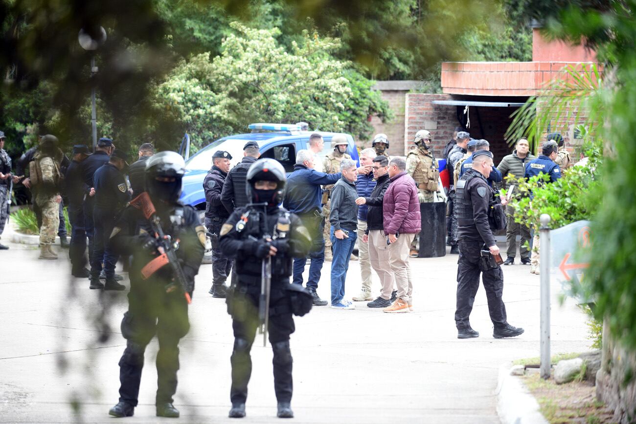 Despliegue en Ruta, hotel alojamiento de avbenida La Voz del Interior. Ramiro Pereyra / LVI