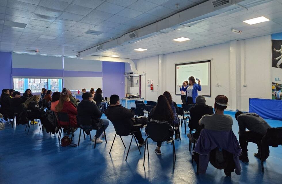 Promueven capacitación y prevención sobre consumos problemáticos de sustancias