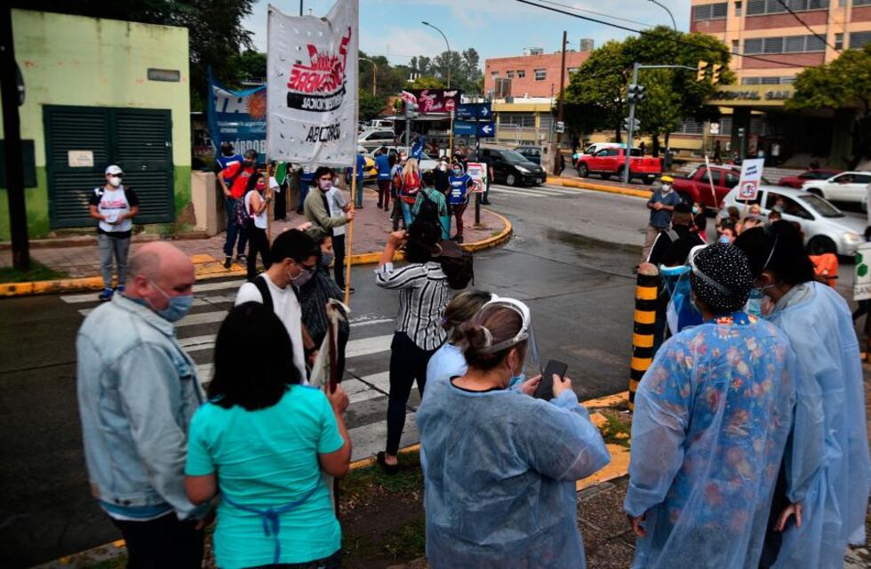 Vuelve a marchar el personal de salud de Córdoba