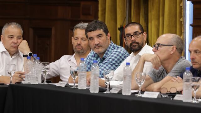 Rodrigo Aristimuño estuvo presente en una nueva reunión de intendentes,