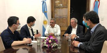 Jalil se reunió con autoridades de PowerChina