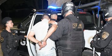 Uno de los detenidos este viernes 23 de enero por la madrugada en Córdoba.