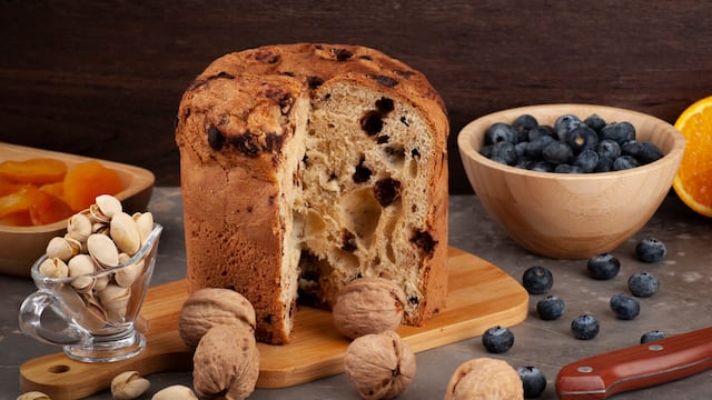 Receta de pan dulce sin harina ni azúcar.